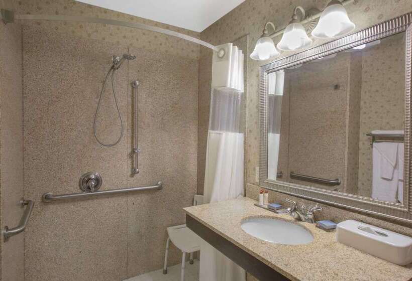 فندق Wingate By Wyndham Tuscaloosa