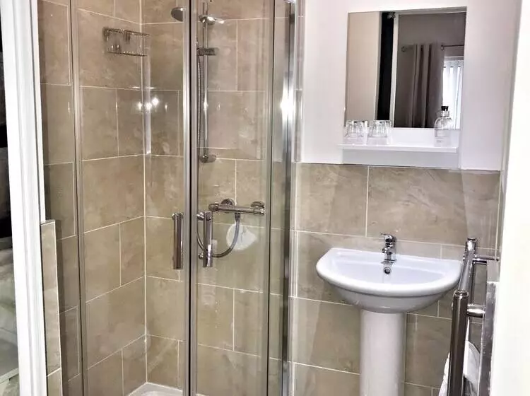 Elagh View Bed & Breakfast