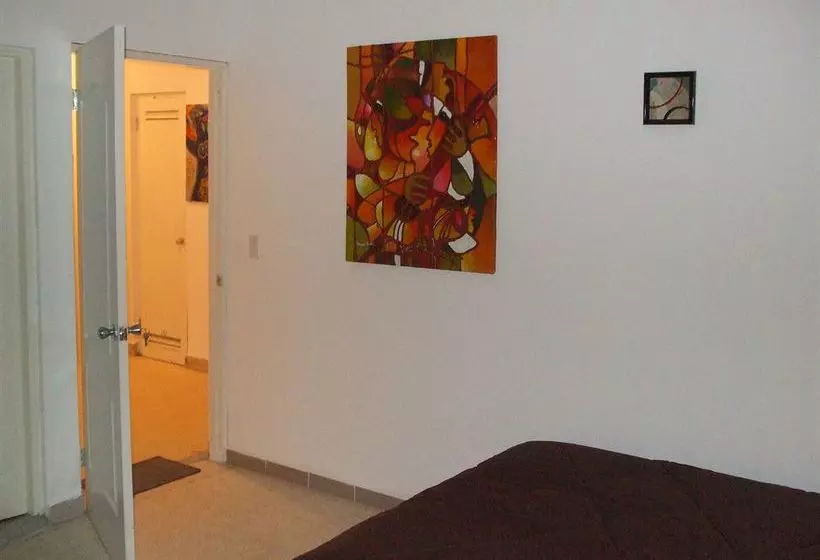 Хостел Autograph Lodge