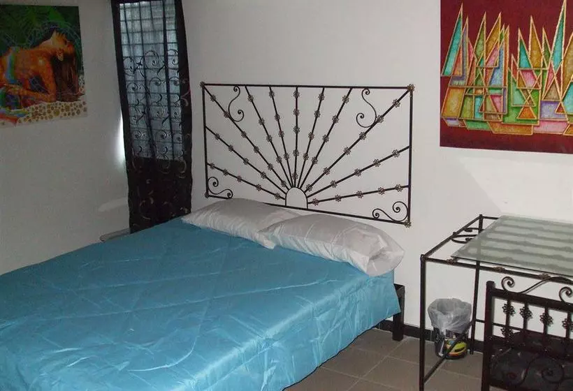 Хостел Autograph Lodge