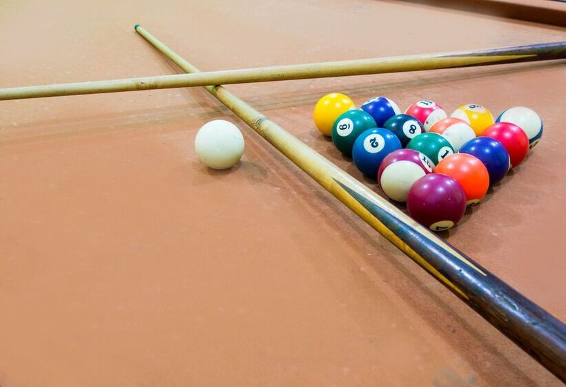 Общежитие Hostal Amigo