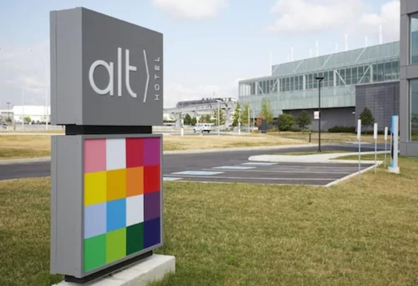 Alt Hotel Toronto Airport
