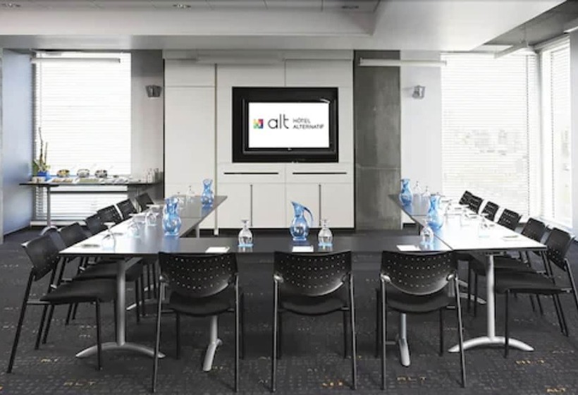 Alt Hotel Toronto Airport