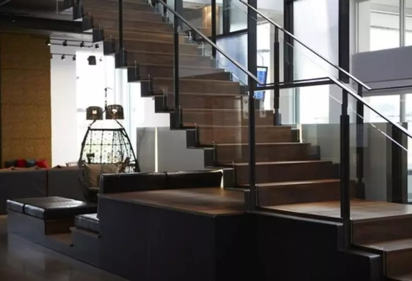 Alt Hotel Toronto Airport