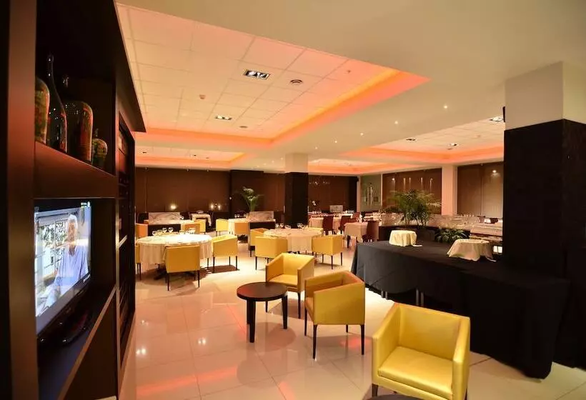 בית מלון כפרי Amerian Villa Maria Park