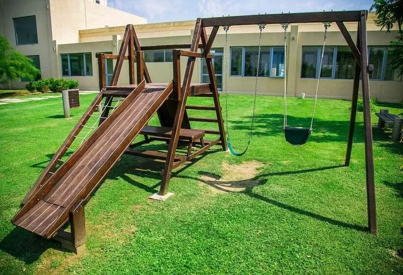 בית מלון כפרי Amerian Villa Maria Park