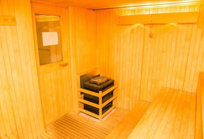 בית מלון כפרי Amerian Villa Maria Park