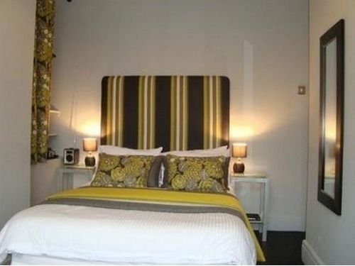 בית מלון כפרי Colours of Blackpool