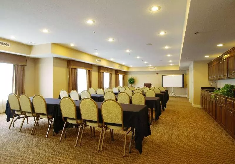 Best Western Plus Valdosta Hotel & Suites