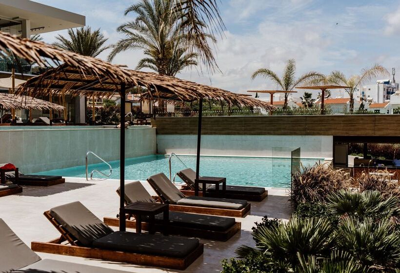 בית מלון כפרי Cavo Zoe Seaside