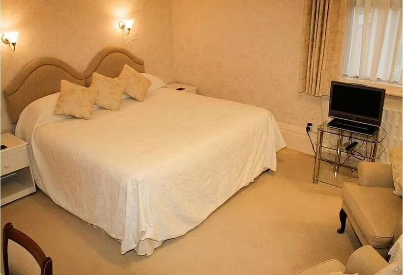 Отель The Chudleigh