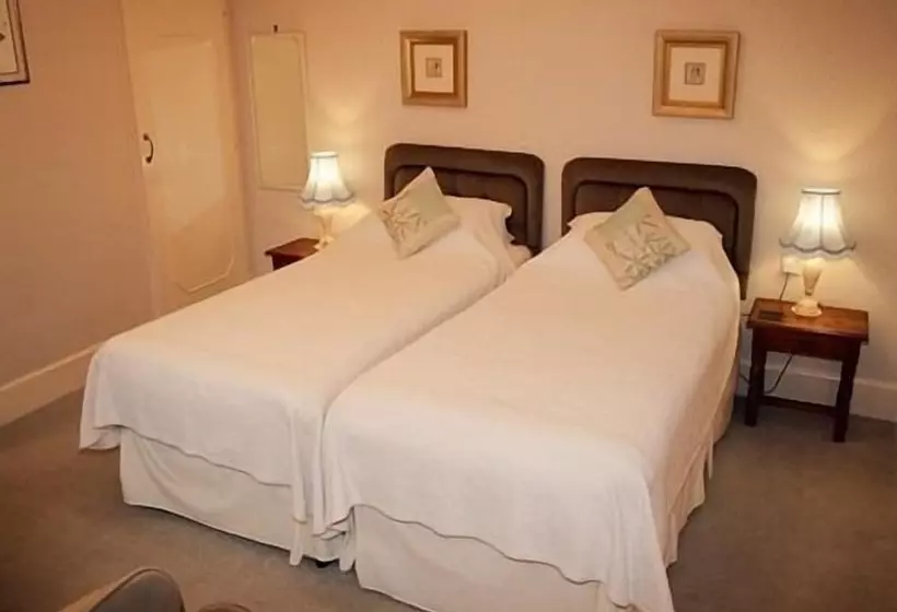 Отель The Chudleigh