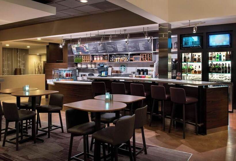 호텔 Courtyard By Marriott Chicago Waukegan/gurnee