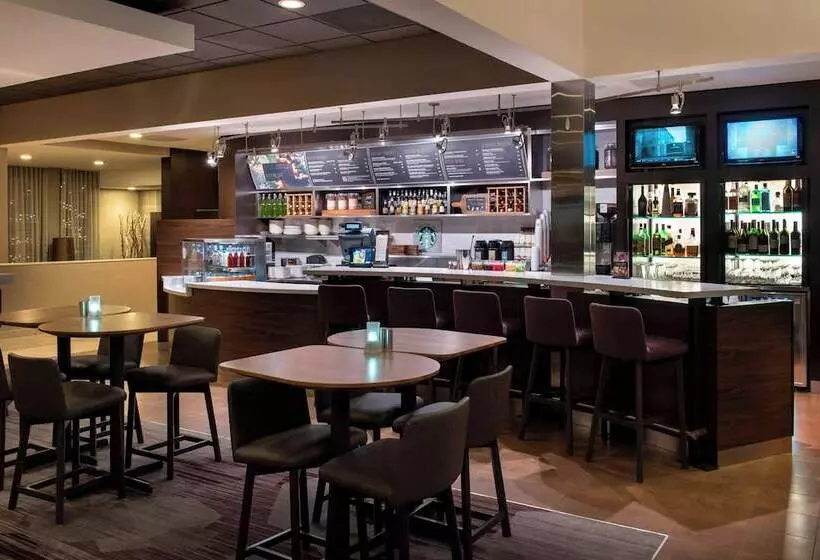 ホテル Courtyard By Marriott Chicago Waukegan/gurnee