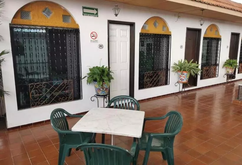 בית מלון כפרי Doralba Inn