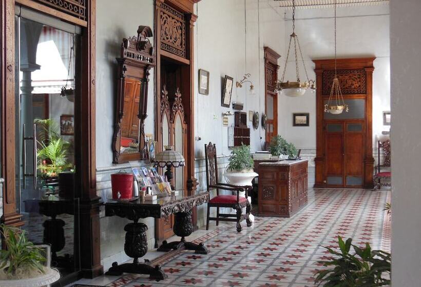 Hotel Real Toledo By Kavia