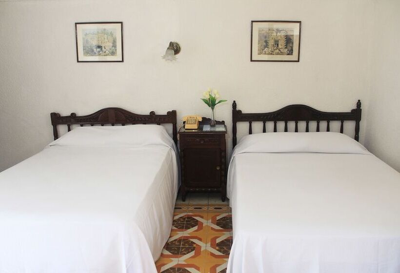 Hotel Real Toledo By Kavia