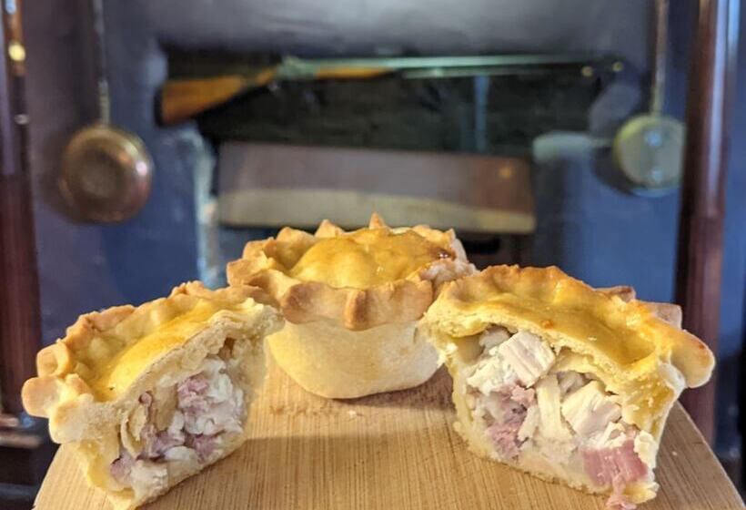 فندق The Linden Tree