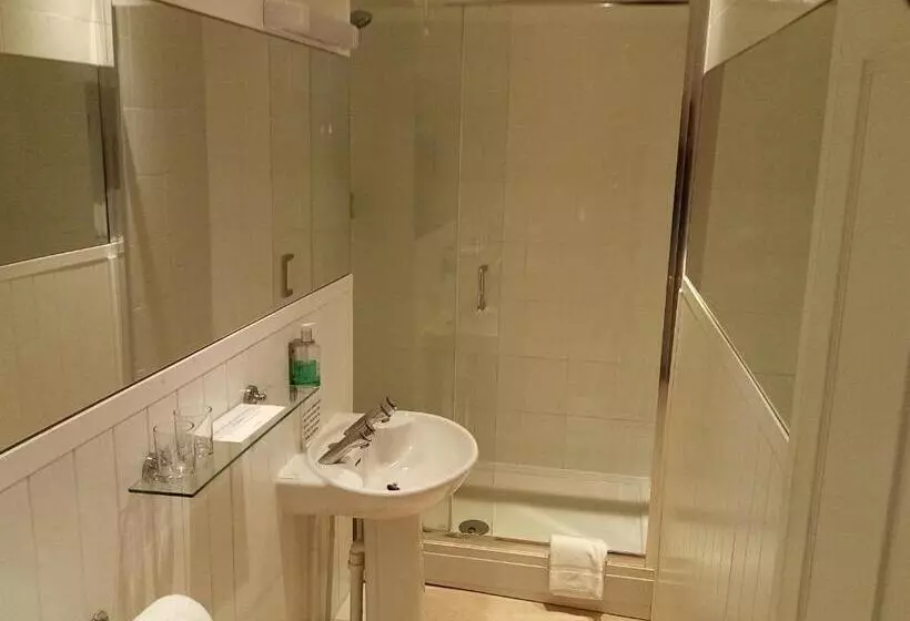 هتل The Sibson Inn