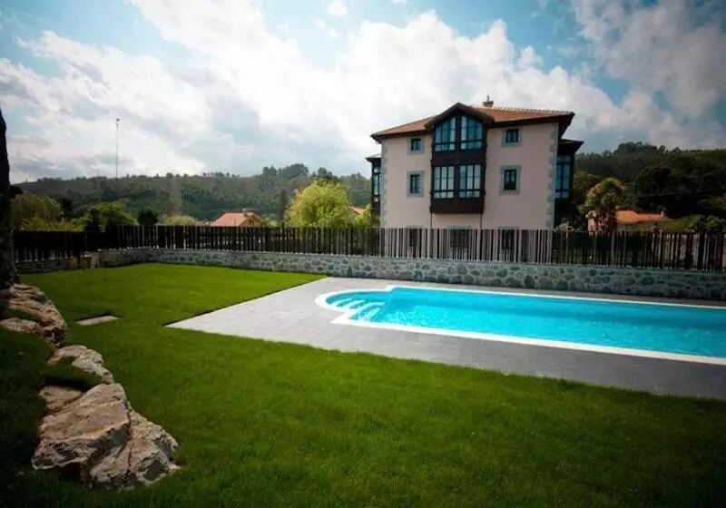 Отель Villa Marron