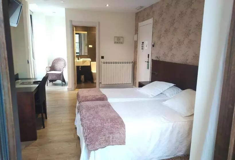 Отель Villa Marron