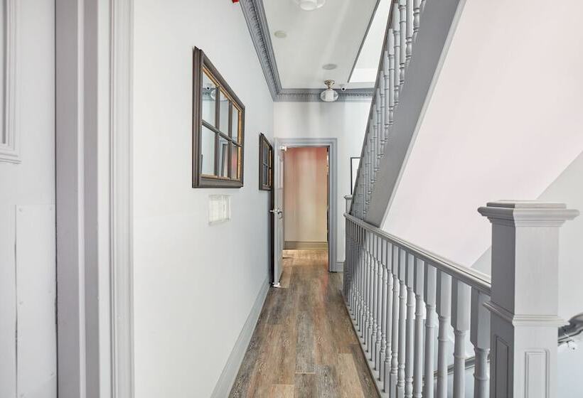 فندق Sonder The Wellesley