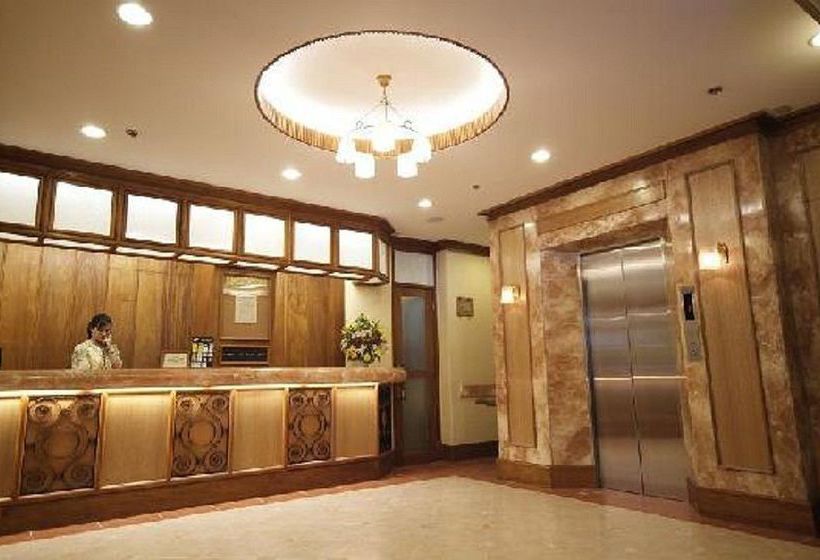 Kabayan Hotel Monumento