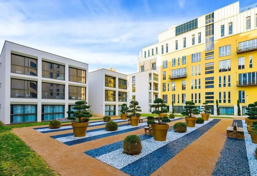 Lagrange Aparthotel Lyon Lumière