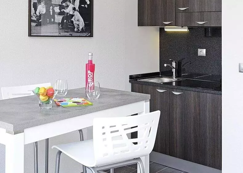 Lagrange Aparthotel Lyon Lumière