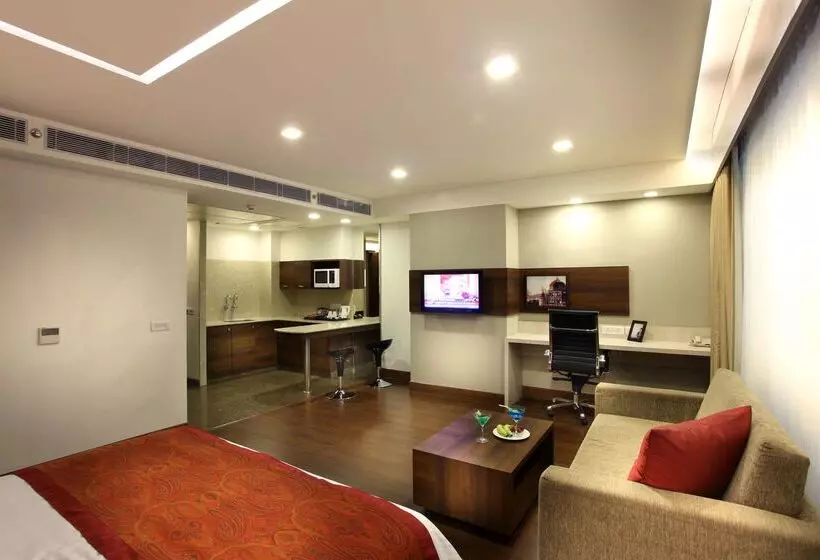 Mahagun Sarovar Portico Suites Ghaziabad
