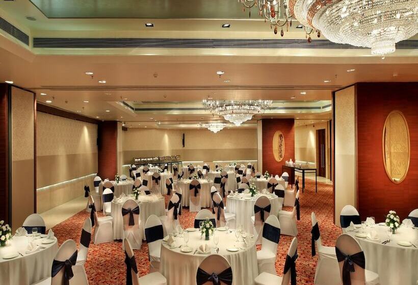 Mahagun Sarovar Portico Suites Ghaziabad