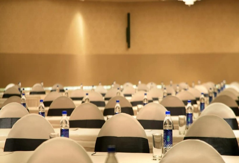 Mahagun Sarovar Portico Suites Ghaziabad