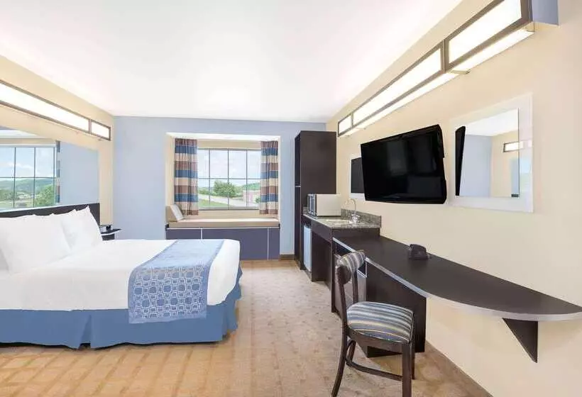 Microtel Inn & Suites By Wyndham Waynesburg