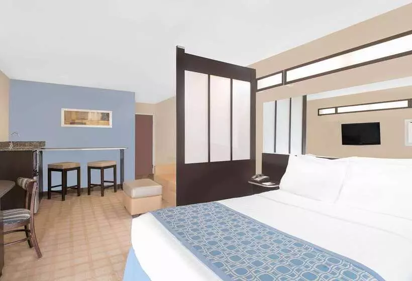 Microtel Inn & Suites By Wyndham Waynesburg