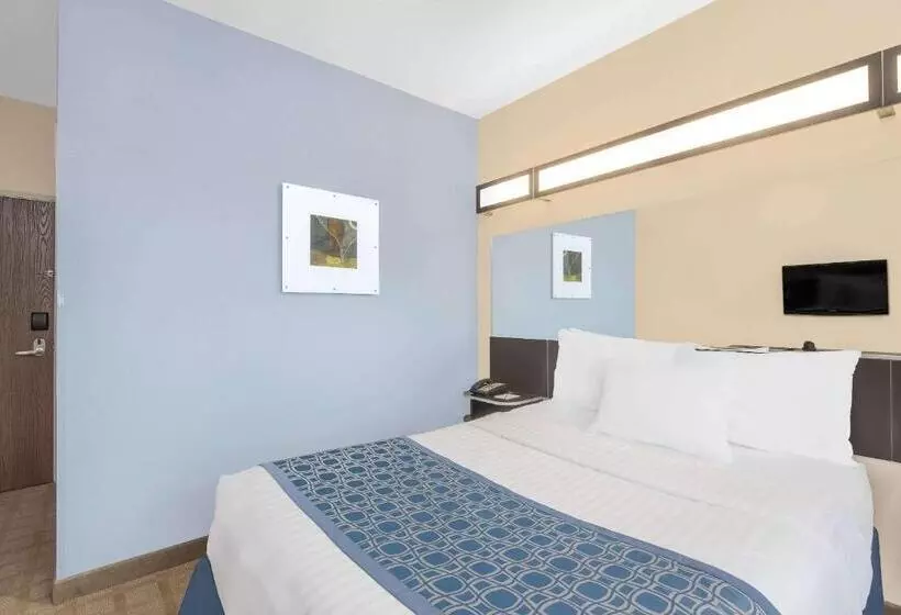 Microtel Inn & Suites By Wyndham Waynesburg