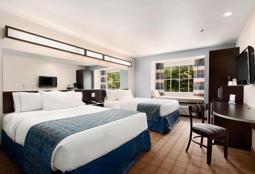 Microtel Inn & Suites By Wyndham Waynesburg