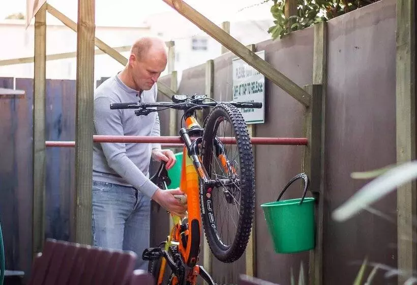 Motel Emerald Spa Motor Inn