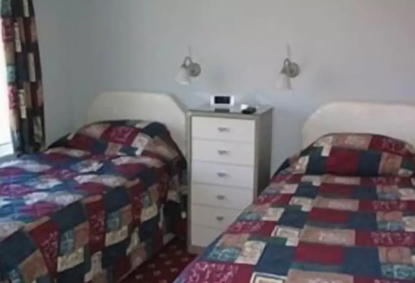 פנסיון The Sherborne Lodge