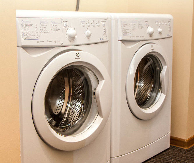 Rinaldi Near Letniy Garden