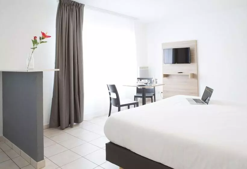 Szálloda Zenitude Hôtel Résidences La Versoix