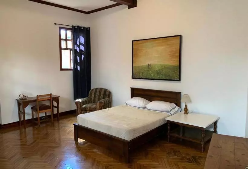 Hostel Casa Del Parque