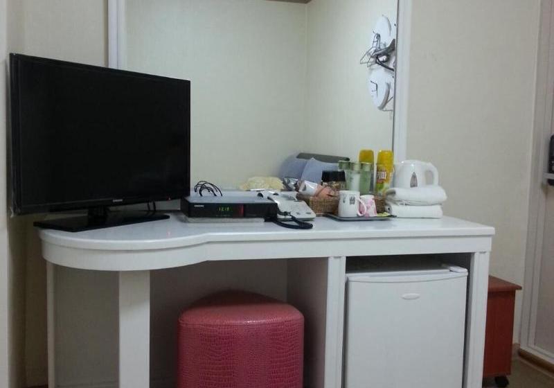 فندق صغير K pop Guesthouse Seoul Station