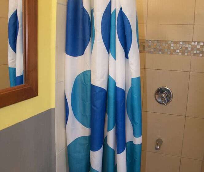 Fish Tobago Guesthouse