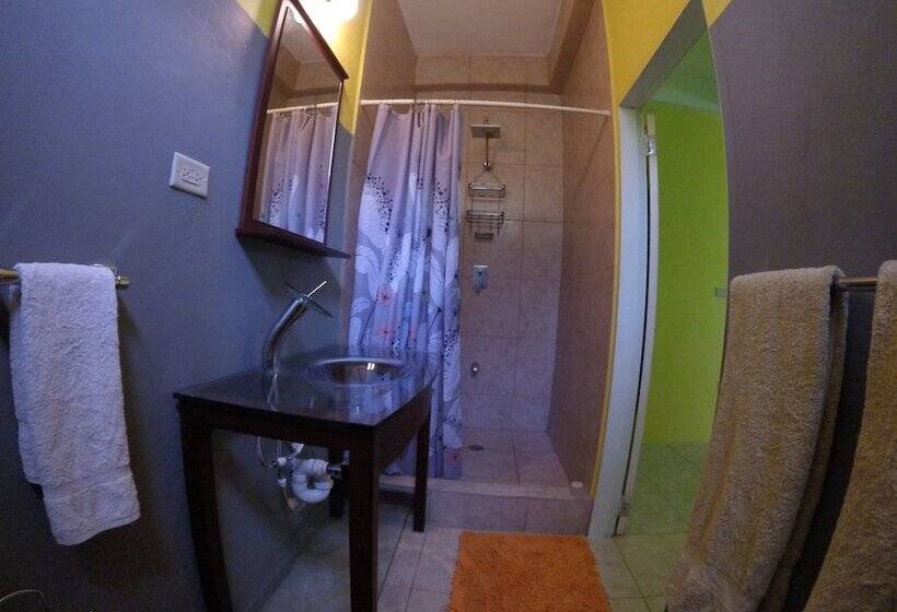 Fish Tobago Guesthouse