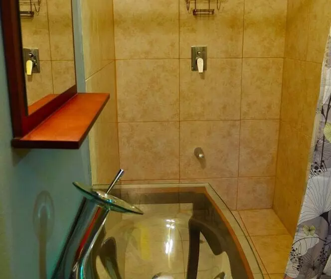 Fish Tobago Guesthouse