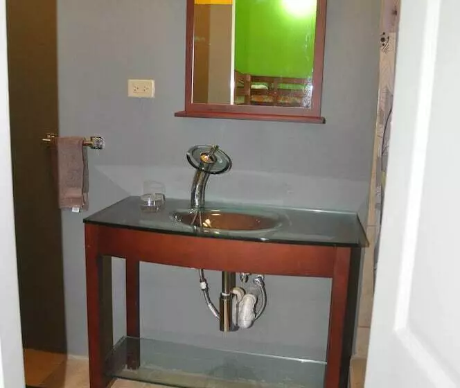 Fish Tobago Guesthouse