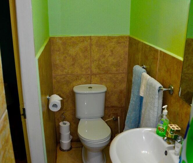 Fish Tobago Guesthouse