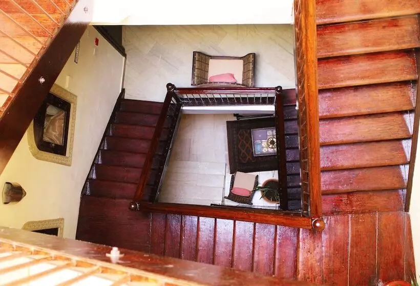 Al Johari Hotel & Spa