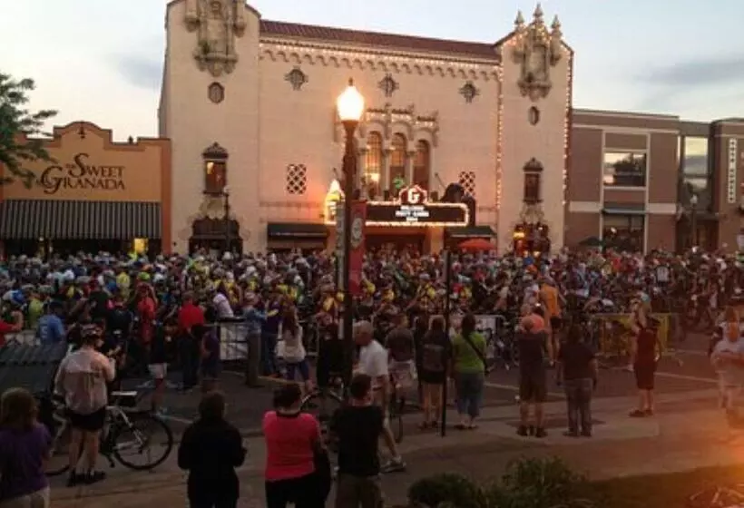 Отель Best Western Emporia Inn