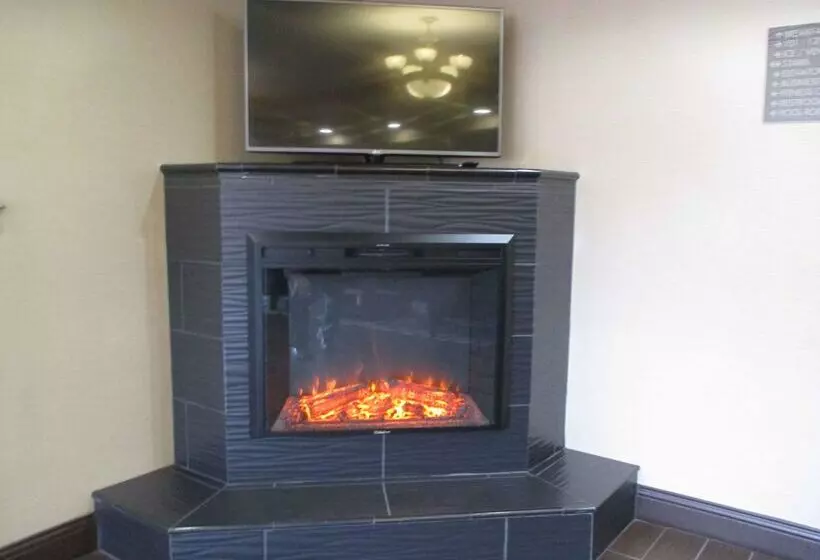 Отель Best Western Emporia Inn